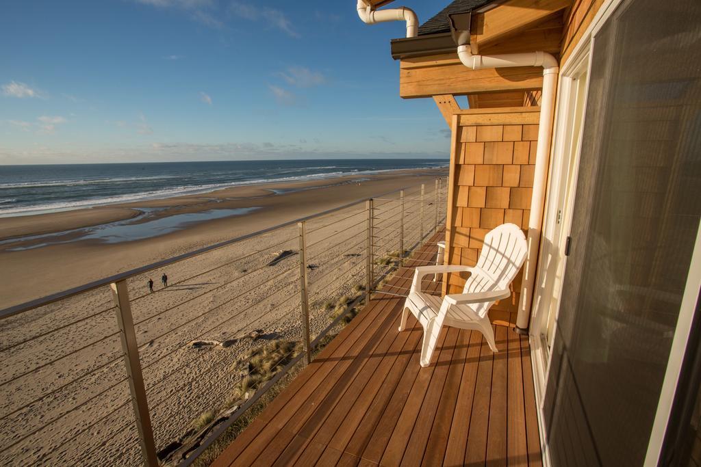 Pelican Shores Inn Lincoln Exterior foto