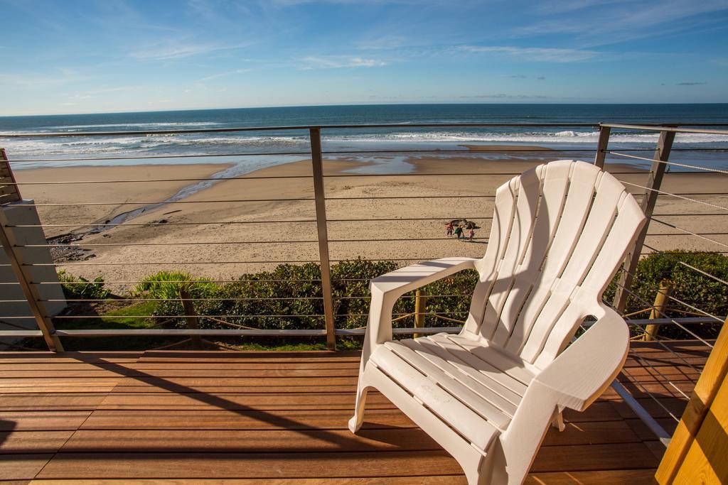 Pelican Shores Inn Lincoln Exterior foto